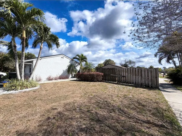 $2,450 | 4828 Gladiator Circle, Greenacres, FL 33463