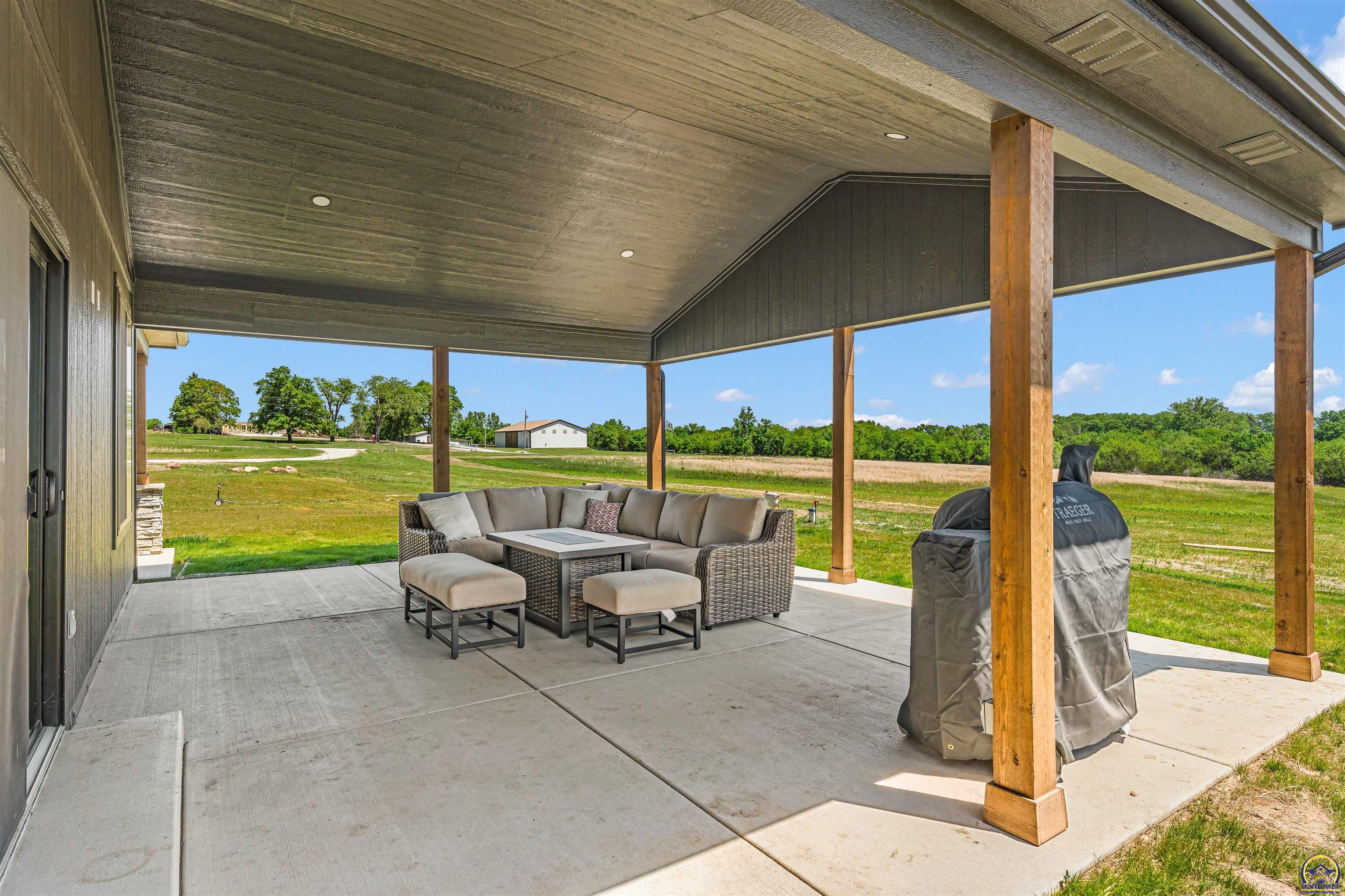 18597 190th Road Denison, KS 66419 - Photo 13 of 49