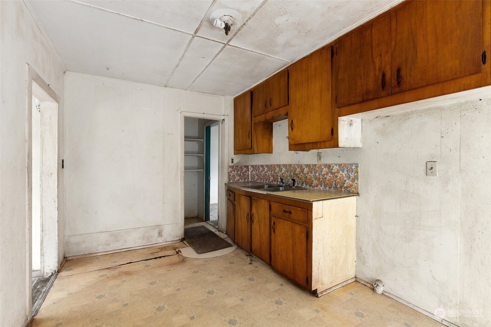 397 Bay Center Road South Bend, WA 98586 - Photo 10 of 23 Gallery Image 10