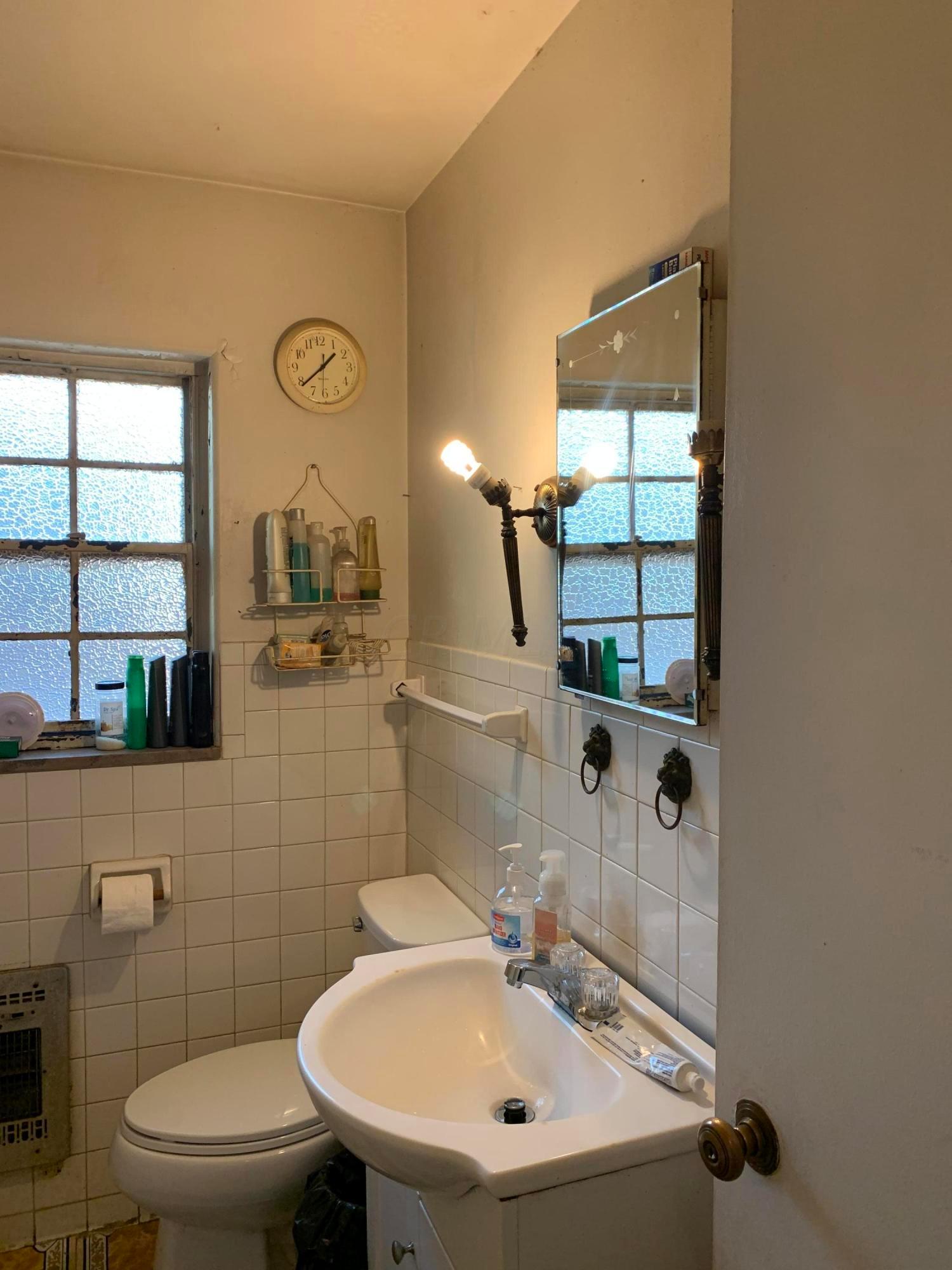 987 Kenwick Road Columbus, OH 43209 - Photo 11 of 23 Gallery Image 11