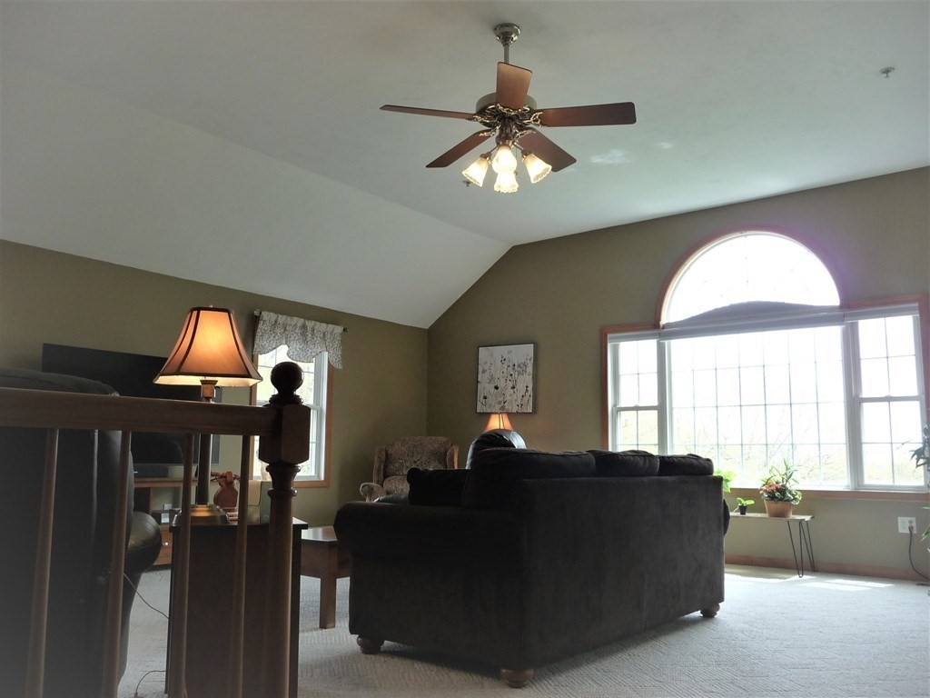 38 Scotland Heights Road Haverhill, MA 01832 - Photo 13 of 21 Gallery Image 13
