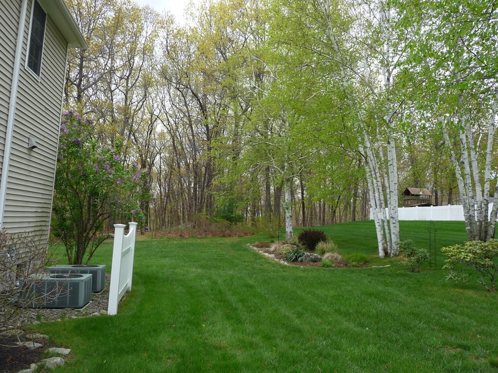 38 Scotland Heights Road Haverhill, MA 01832 - Photo 6 of 21 Gallery Image 6