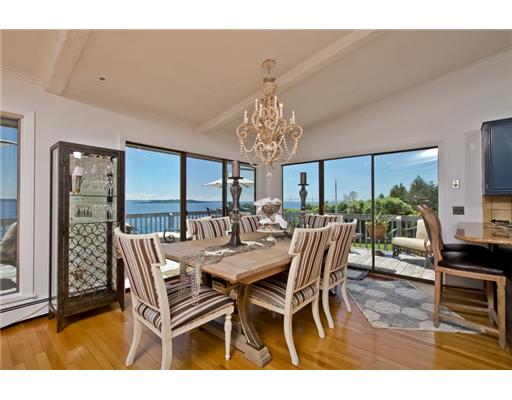 648 East Shore Road Jamestown, RI 02835 - Photo 11 of 22 Dining Room.