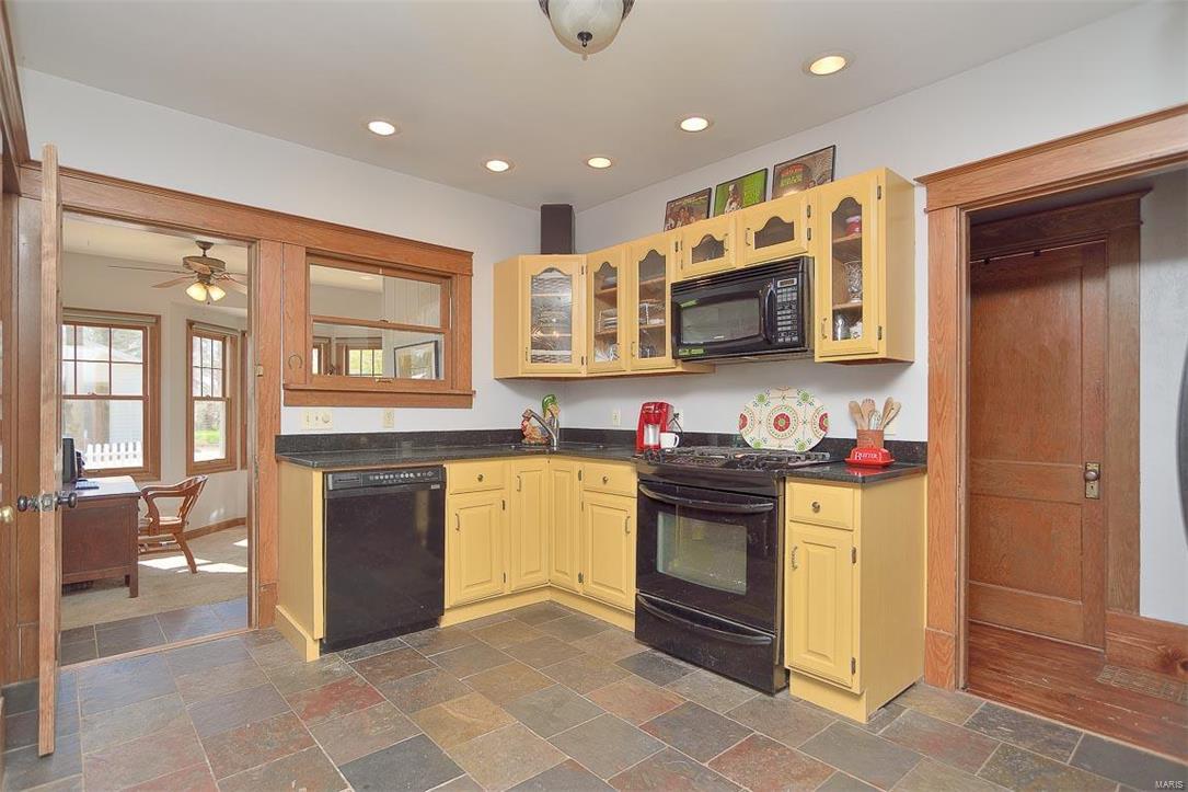 835 Sappington Road Crestwood, MO 63126 - Photo 18 of 55 Gallery Image 18