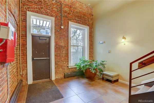 $3,350 | 2193 Arapahoe Street, Unit 11, Denver, CO 80205