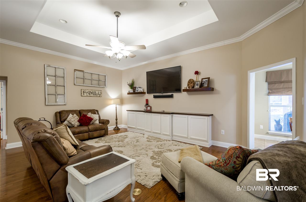 4509 Pine Avenue Saraland, AL 36571 - Photo 3 of 29