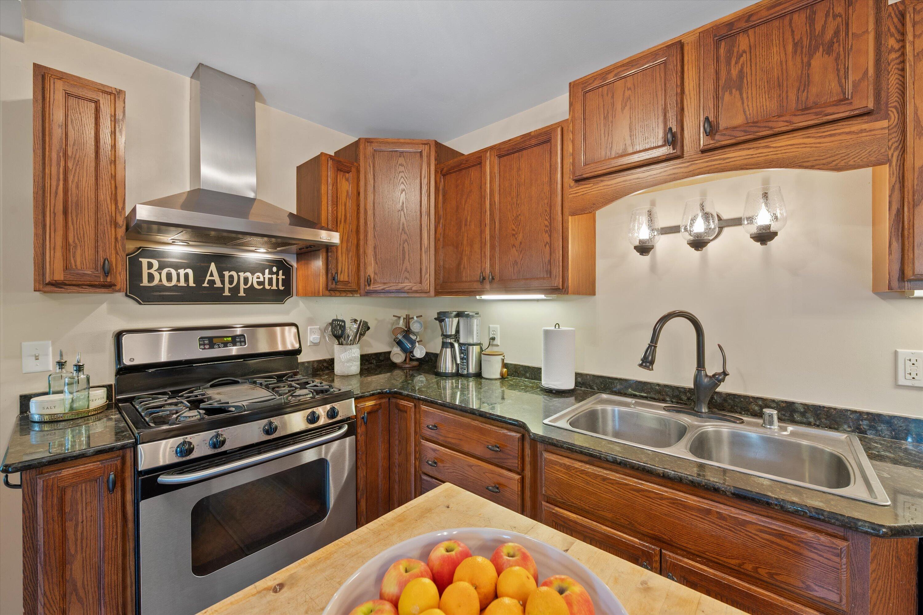 3048 North Newman Road Caledonia, WI 53406 - Photo 9 of 36 11-DSC4522