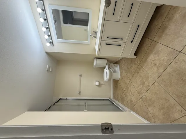 a view of walk in closet