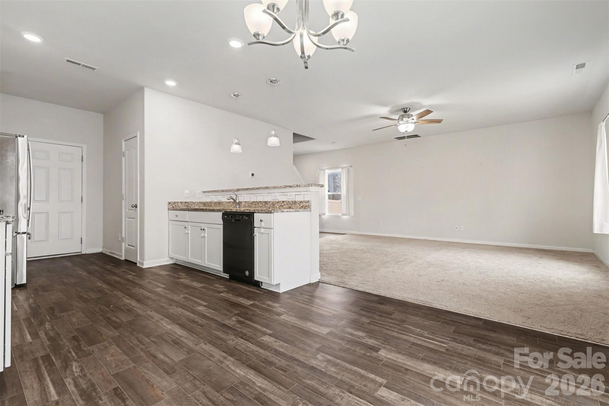 304 Ware Street Kings Mountain, NC 28086 - Photo 8 of 34