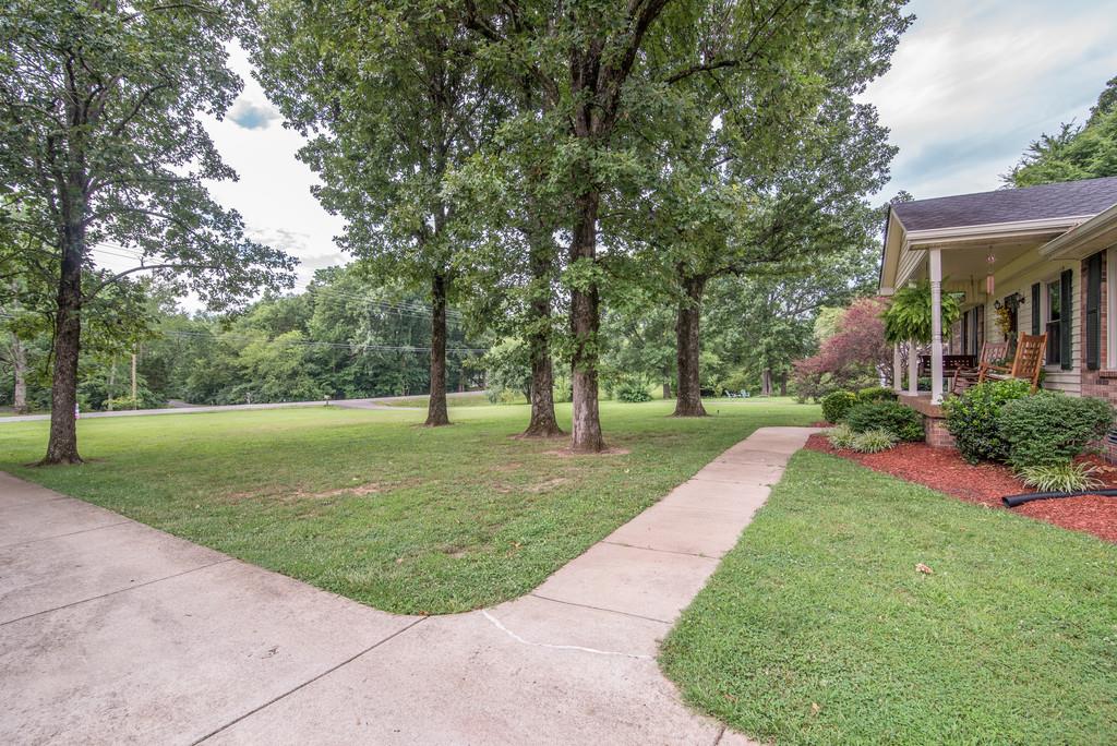 115 Academy Road Lebanon, TN 37087 - Photo 4 of 29