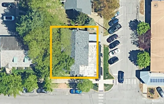 $795,900 | 402 West 6th Street, Unit 3, Bloomington, IN 47404