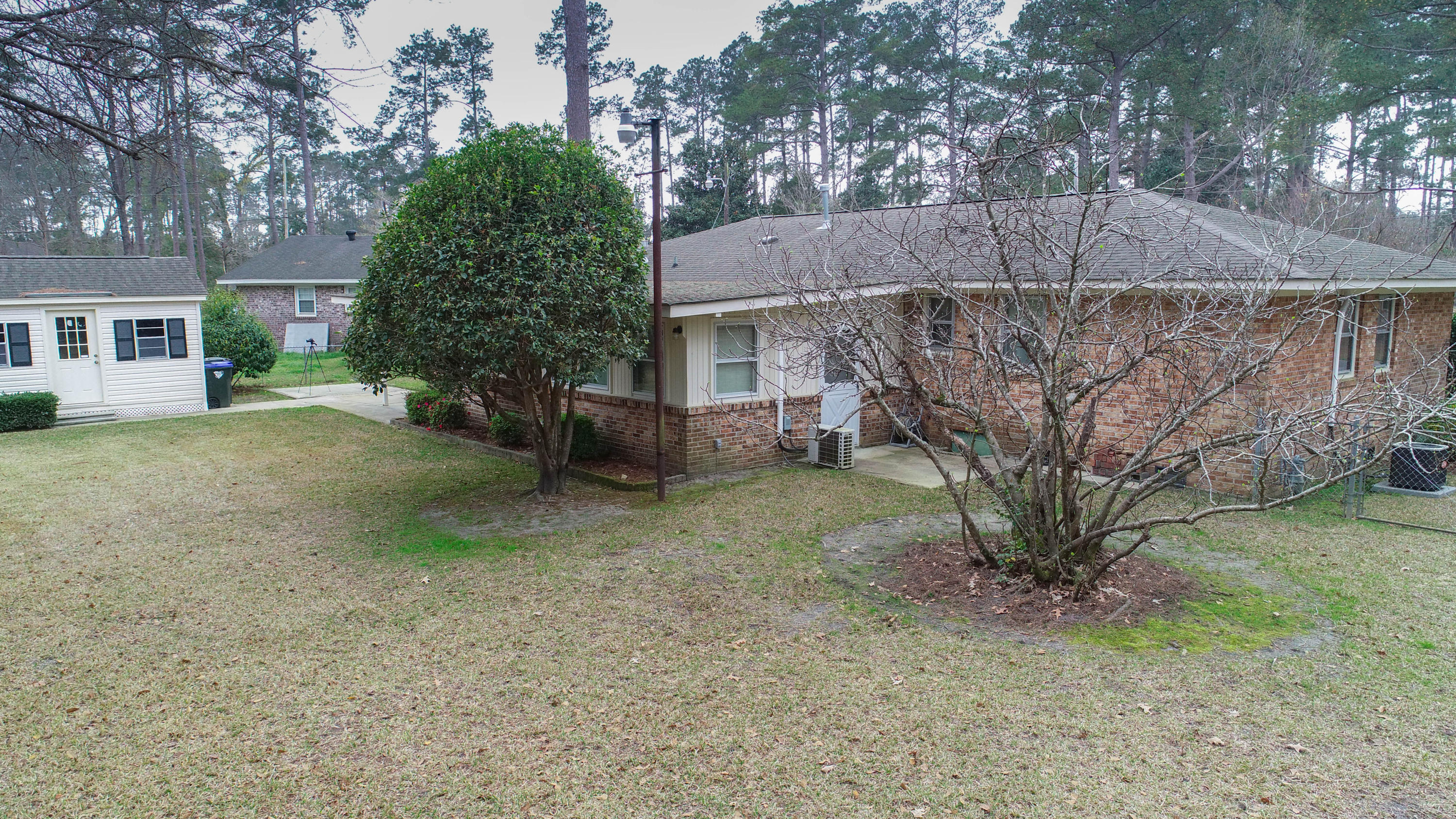 708 Old Golf Road Summerville, SC 29483 - Photo 3 of 31 708 Old Golf Rd Summerville SC (6 of 54)