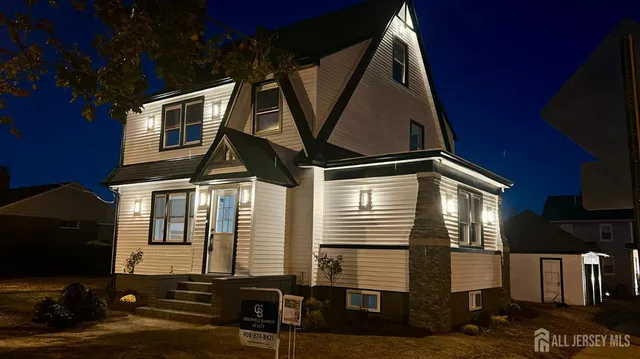 $749,999 | 201 Fulton Street, New Brunswick, NJ 08901