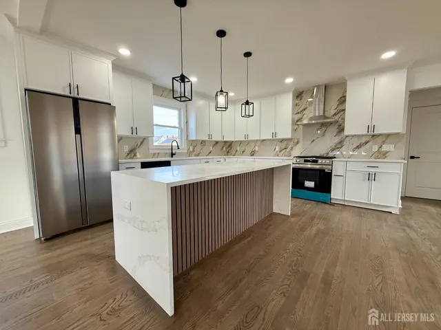 $749,999 | 201 Fulton Street, New Brunswick, NJ 08901