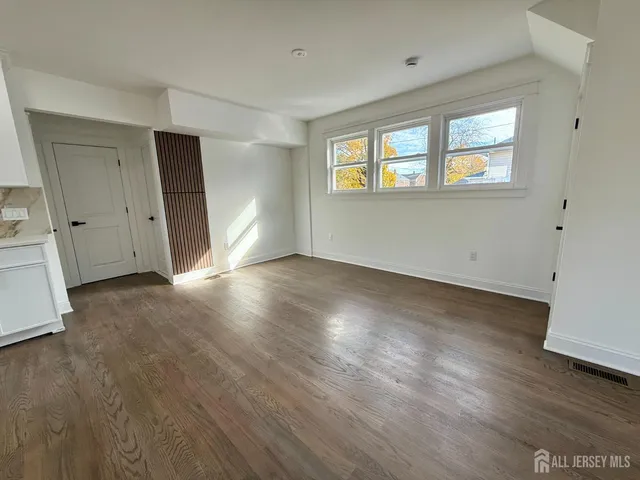 $749,999 | 201 Fulton Street, New Brunswick, NJ 08901