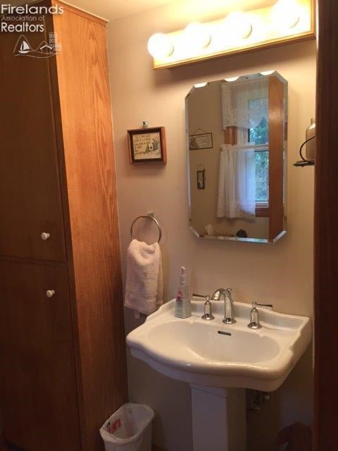 21 Bryden Road Tiffin, OH 44883 - Photo 7 of 10 Gallery Image 7