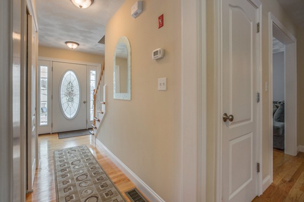 4 Michigan Road Tewksbury, MA 01876 - Photo 5 of 30 Gallery Image 5