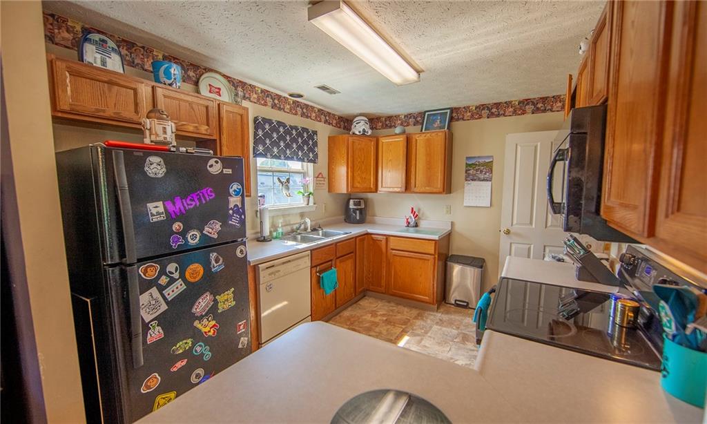 165 Canterbury Road Pendleton, IN 46064 - Photo 8 of 24