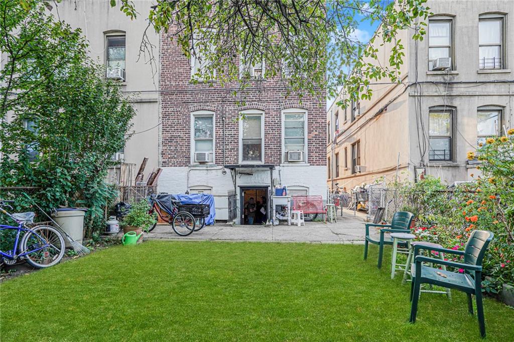 2817 West 20th Street Brooklyn, NY 11224 - Photo 3 of 30