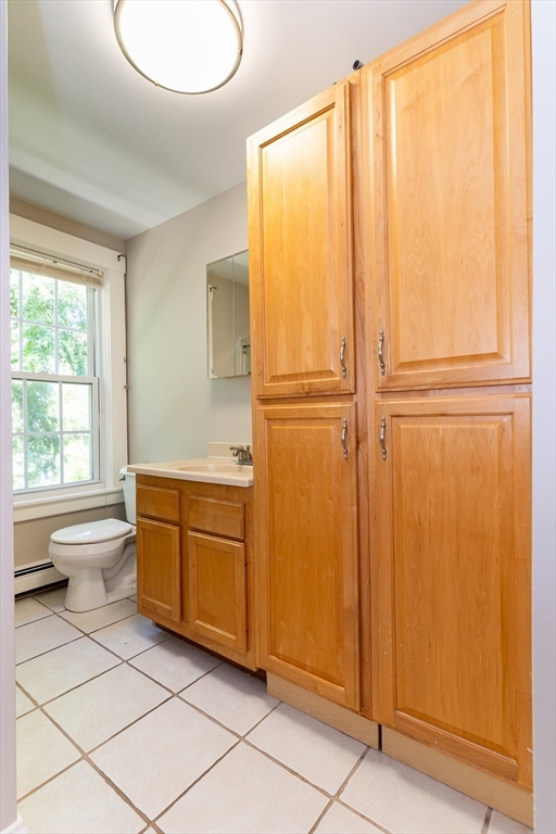 373 Whetstone Hill Road Somerset, MA 02726 - Photo 17 of 40 Gallery Image 17