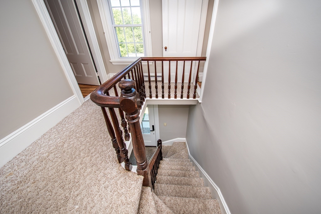 373 Whetstone Hill Road Somerset, MA 02726 - Photo 10 of 40 Gallery Image 10