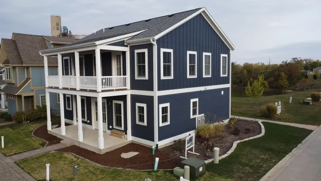 $399,900 | 13 Great Lp Drive, Ottawa, IL 61350