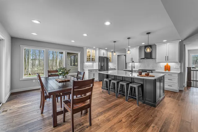 $2,199,900 | W7181 Duck Creek Avenue, Westfield, WI 53964