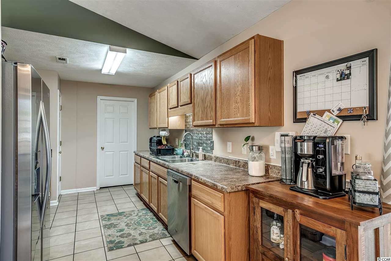 423 Sean River Road Conway, SC 29526 - Photo 11 of 26 Gallery Image 11