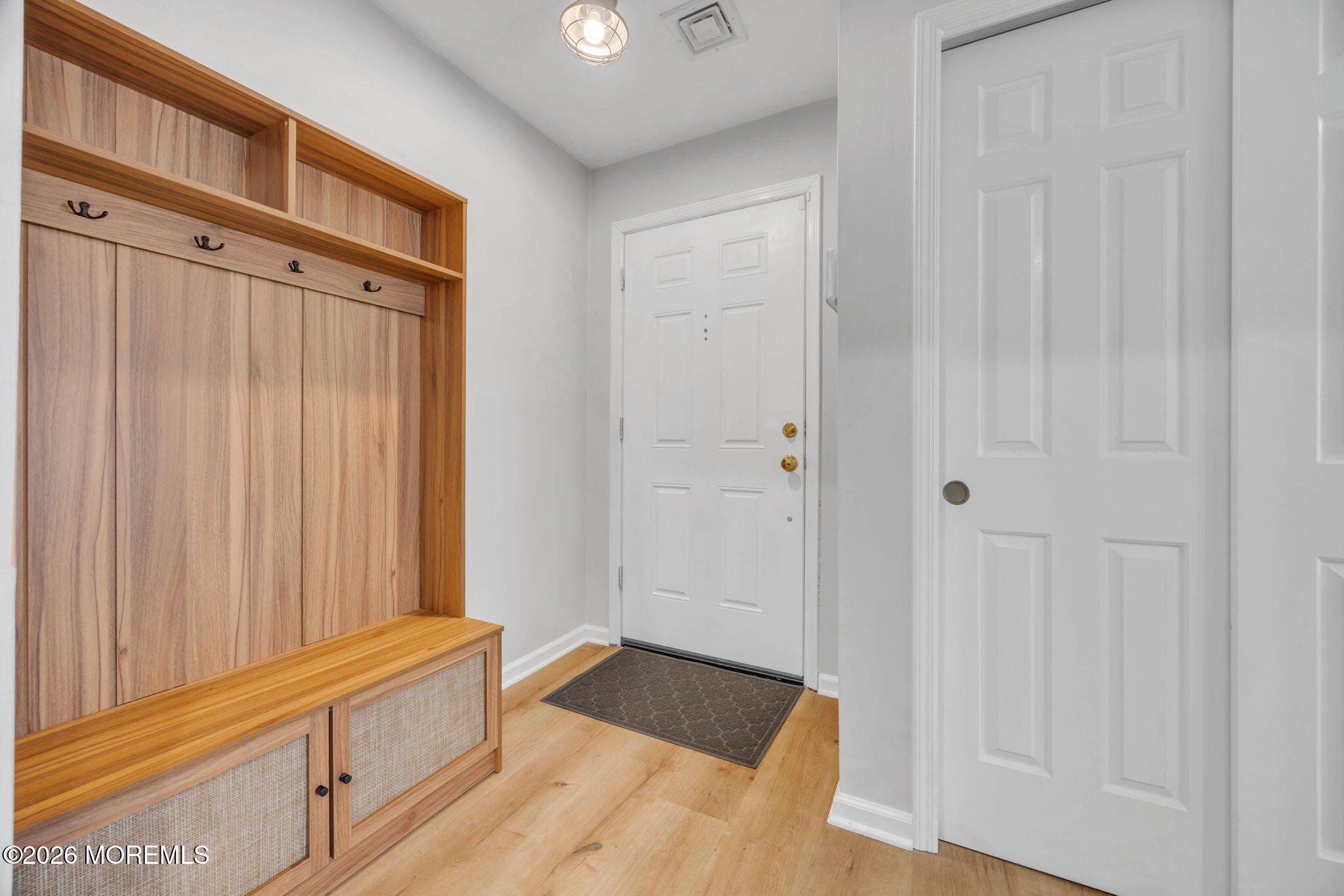 22 Alexandria Way Basking Ridge, NJ 07920 - Photo 6 of 33 8-web-or-mls-2M1A2169