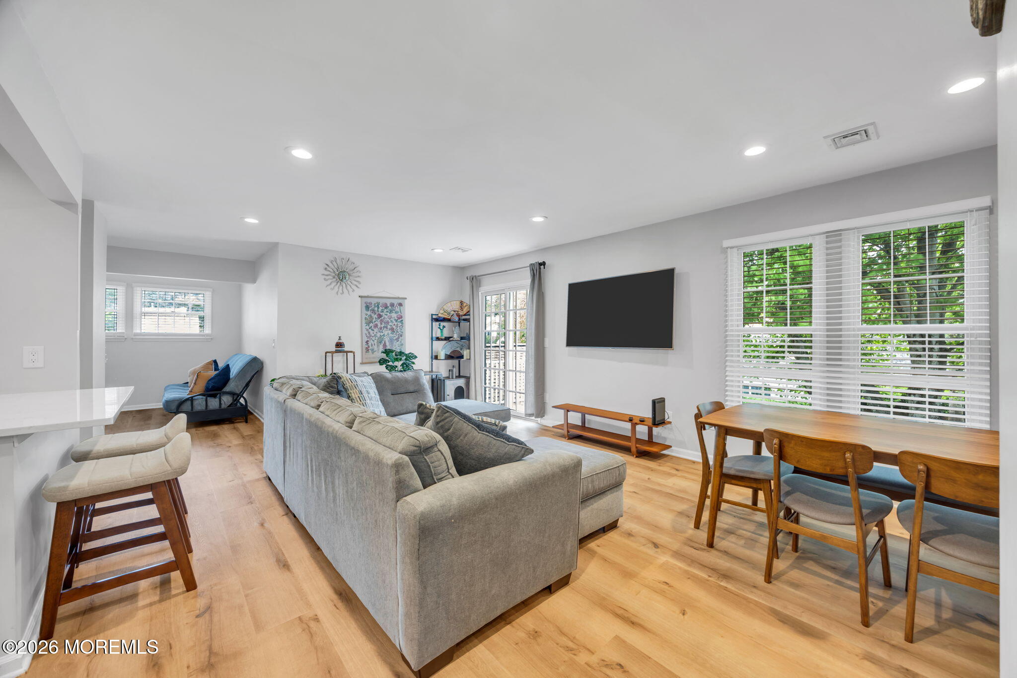 22 Alexandria Way Basking Ridge, NJ 07920 - Photo 8 of 33 10-web-or-mls-2M1A2209