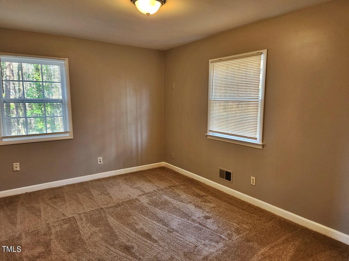 501 Locust Lane Raleigh, NC 27603 - Photo 14 of 33 bed 1 a