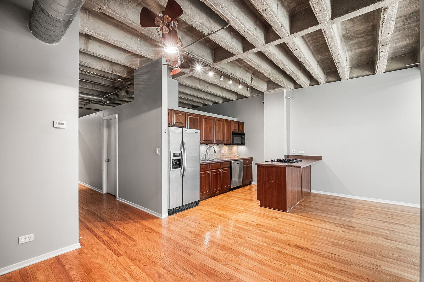 811 South Lytle Street, Unit 110 Chicago, IL 60607 - Photo 7 of 26