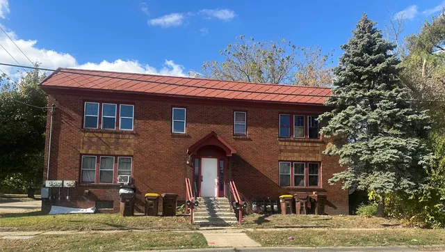 $220,000 | 1125 9th Street, Rockford, IL 61104