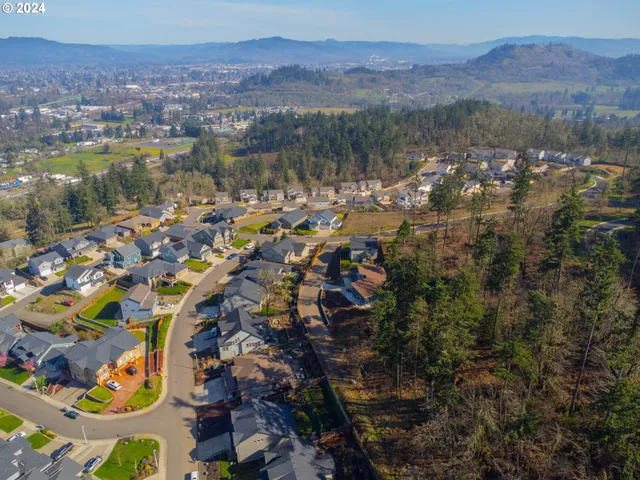 $79,000 | 2642 Cascara Drive, Eugene, OR 97403