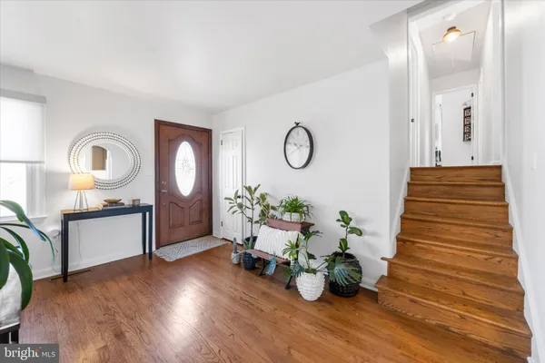 $2,975 | 1912 Longcome Drive, Wilmington, DE 19810