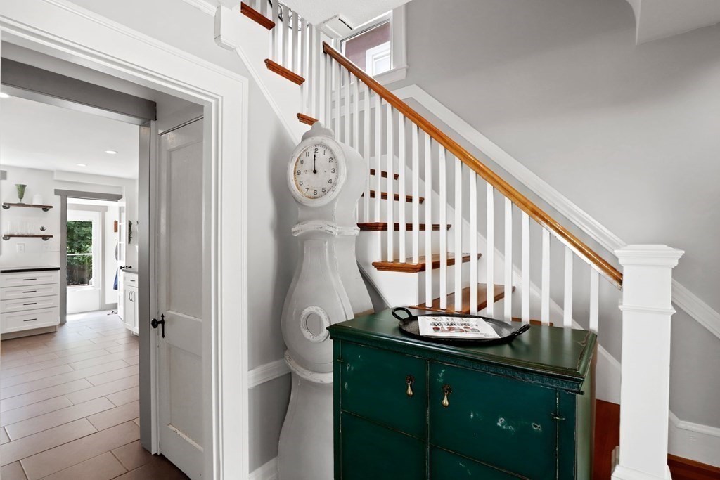 25 Marlborough Road Waltham, MA 02452 - Photo 19 of 38 Gallery Image 19
