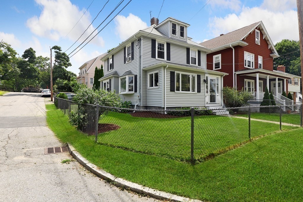 25 Marlborough Road Waltham, MA 02452 - Photo 33 of 38 Gallery Image 33