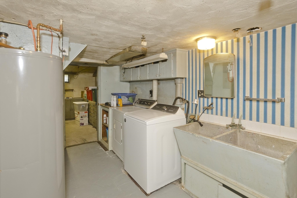 135 Prentice Street Springfield, MA 01104 - Photo 27 of 34 Gallery Image 27