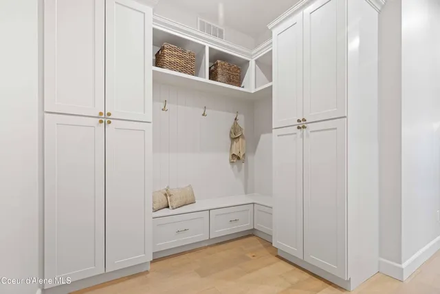 $1,549,000 | 287 Mesa Drive, Athol, ID 83801