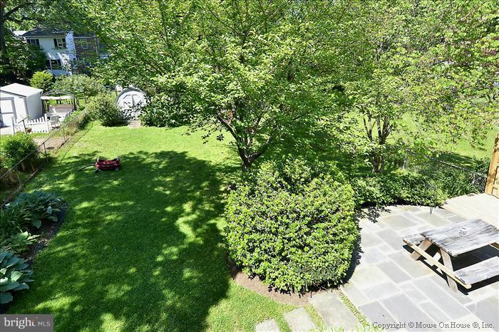 9120 Sudbury Road Silver Spring, MD 20901 - Photo 4 of 25 View