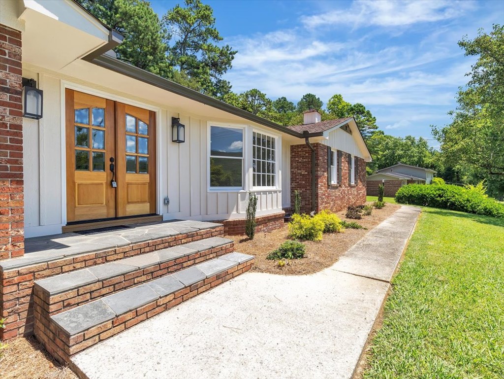 100 North Tibbs Road Dalton, GA 30720 - Photo 6 of 64 Gallery Image 6