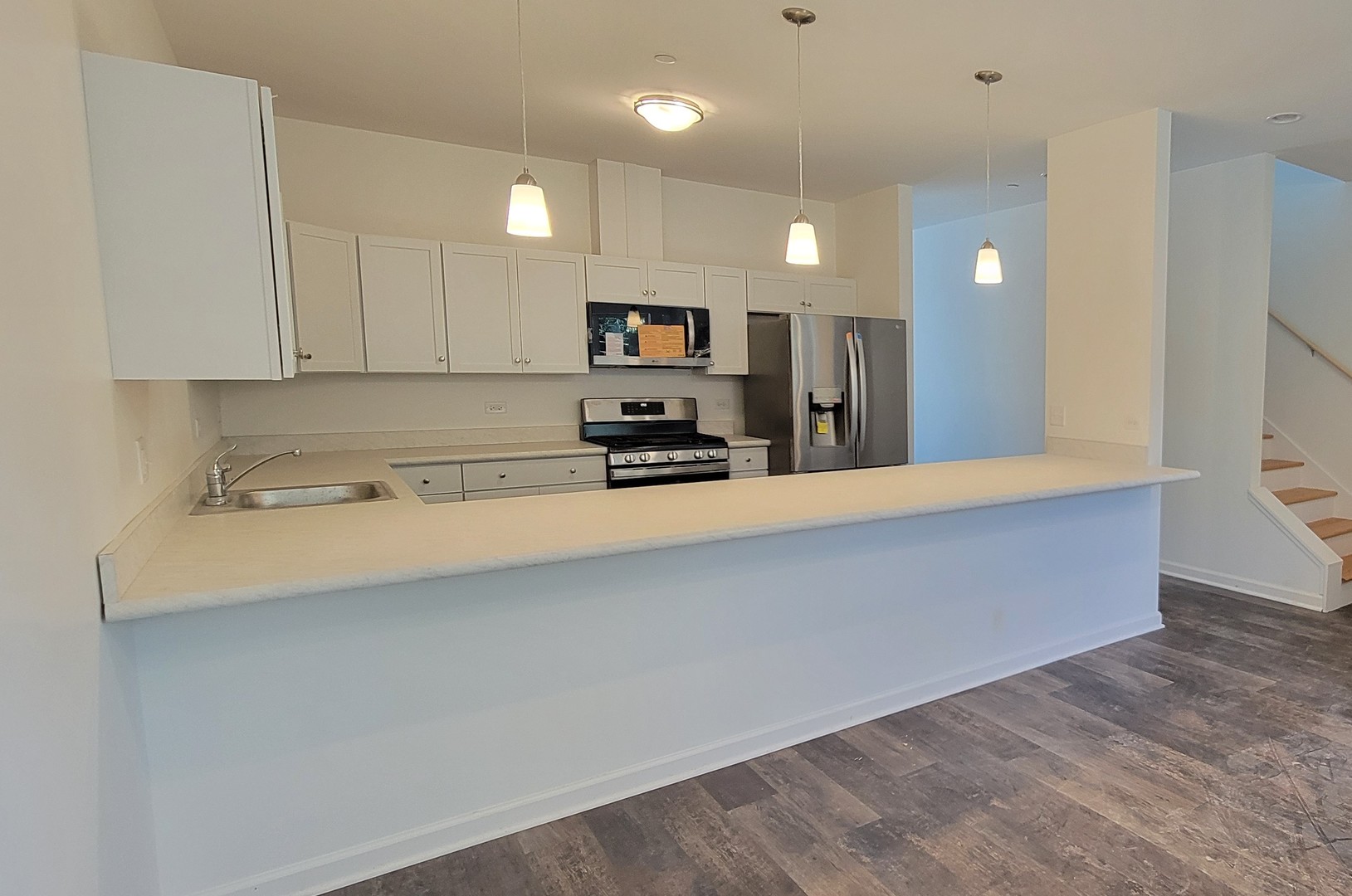 321 West Prospect Avenue Mount Prospect, IL 60056 - Photo 4 of 15