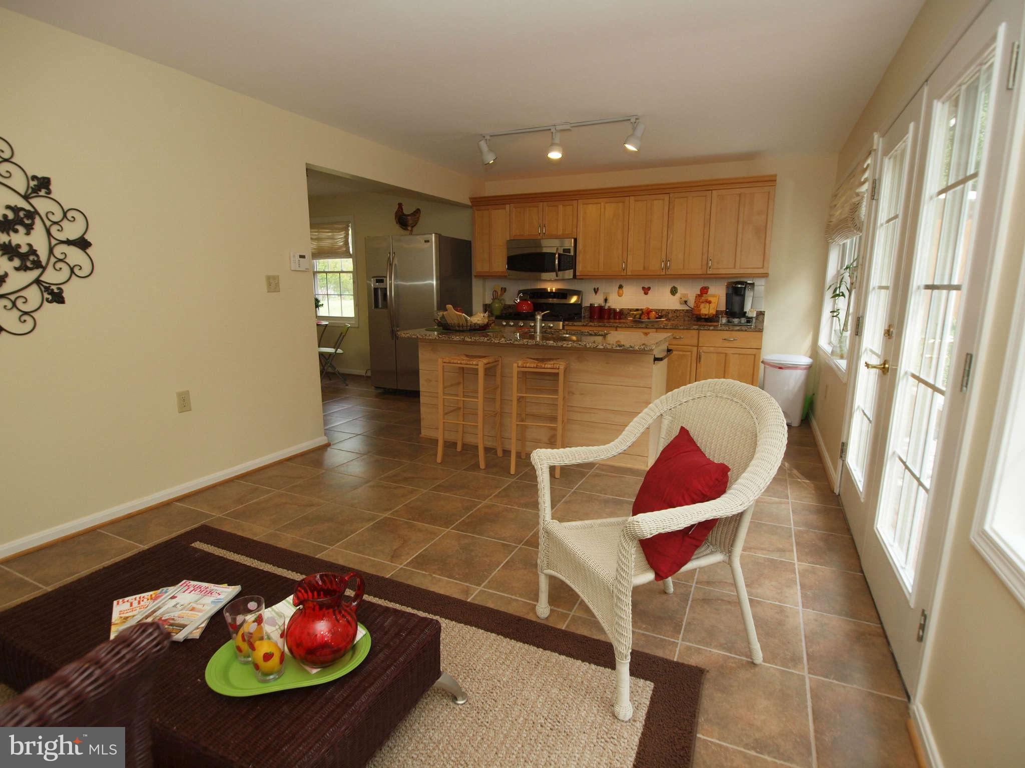 3203 Cofer Road Falls Church, VA 22042 - Photo 12 of 30 Family Room