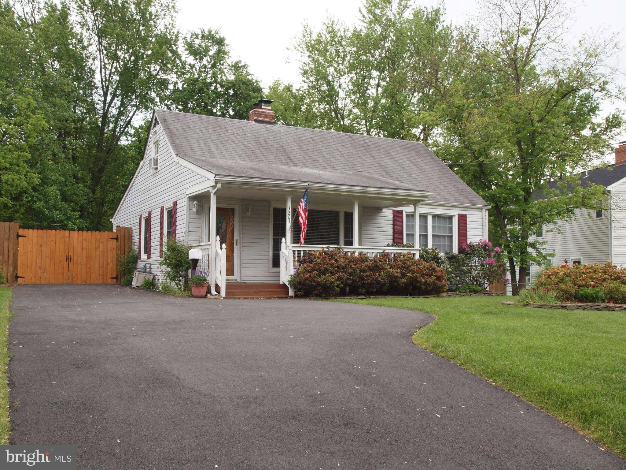 3203 Cofer Road Falls Church, VA 22042 - Photo 29 of 30 Exterior (Front)