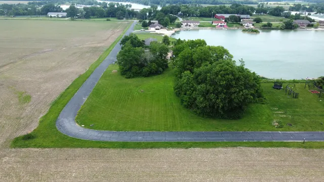 $100,000 | Lot 11 Lake Street, Seneca, IL 61360