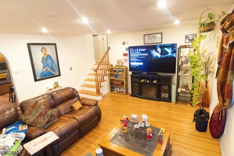 74 Raritan Road Linden, NJ 07036 - Photo 11 of 27 Gallery Image 11