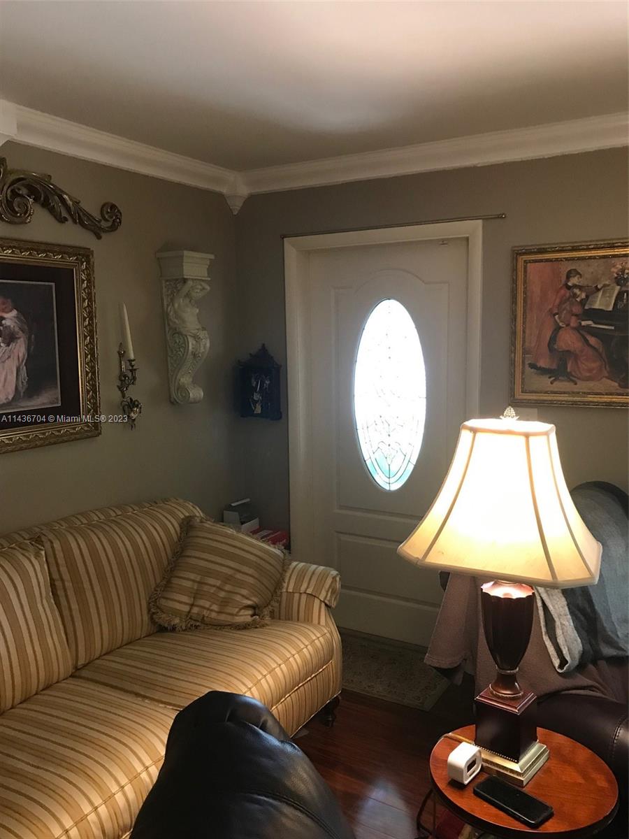 1205 North 30th Road Hollywood, FL 33021 - Photo 22 of 47 Gallery Image 22