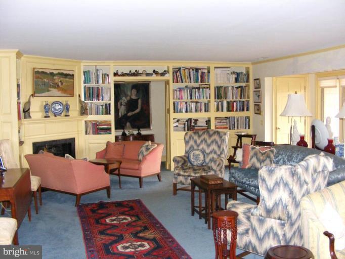 7834 Radcliffe Road Chestertown, MD 21620 - Photo 2 of 25 Living Room