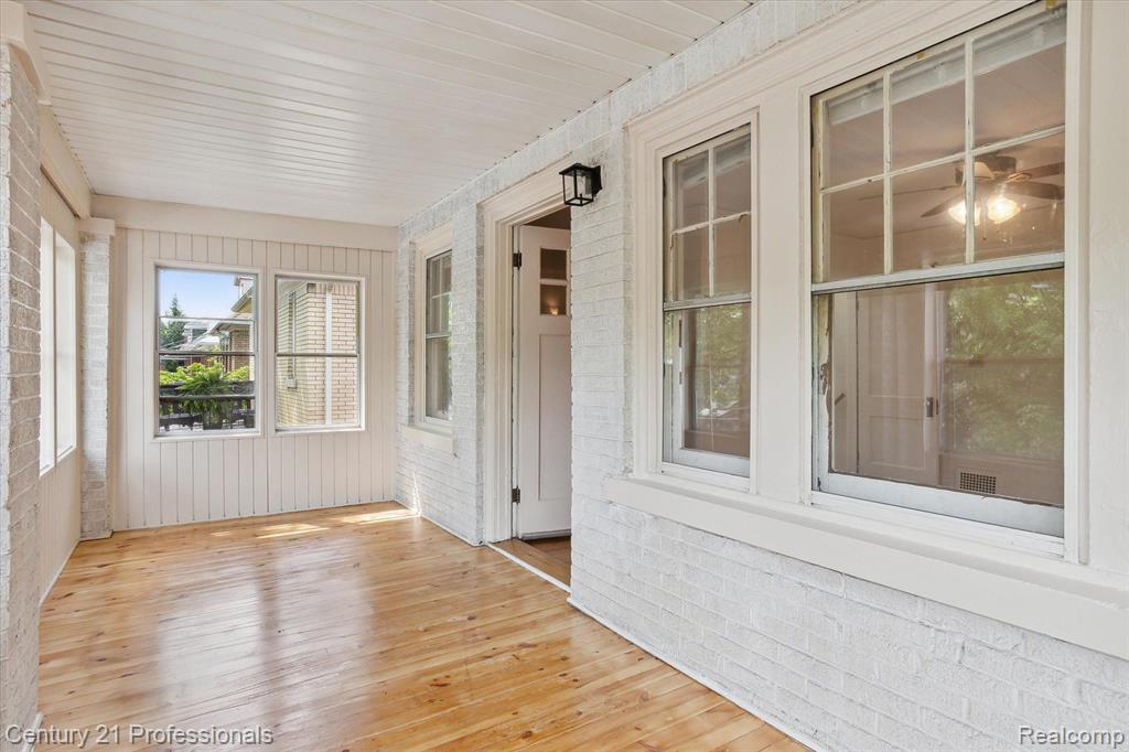 949 Nottingham Road Grosse Pointe Park, MI 48230 - Photo 23 of 56