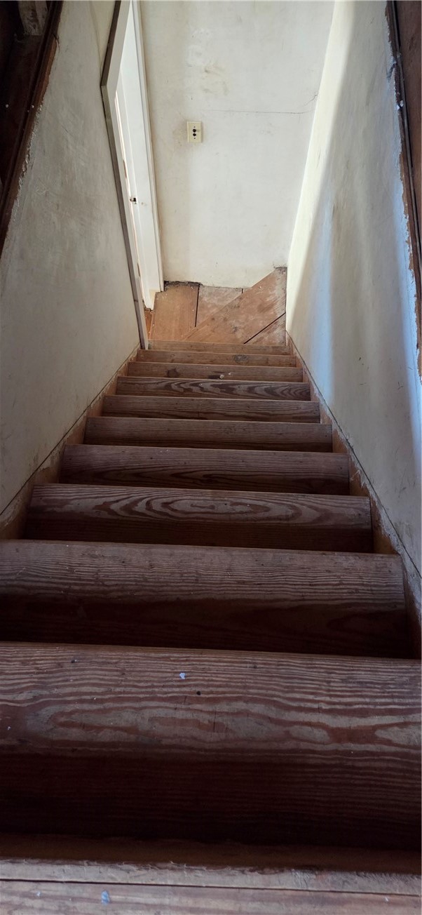 20 Intervale Road Cranston, RI 02910 - Photo 18 of 19 Gallery Image 18